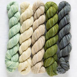 Manos del Uruguay Fino Minis Strickset für Schal & Loop handgefärbt Ophelia