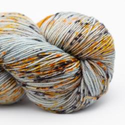 Kremke Soul Wool Lazy Lion Strømpegarn 						Etosha in spring speckled chaotic						