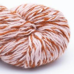 Nomadnoos So Soft Yak and Sartuul 3-ply fingering filé à la main eagle soul (white/orange)