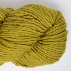 Amano YANA Fine Highland Wool 200g Olive Amano YANA Fine Highland Wool 200g Olive
