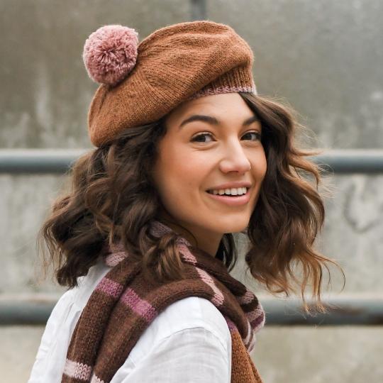 BC Garn Pattern Bente Beret englisch