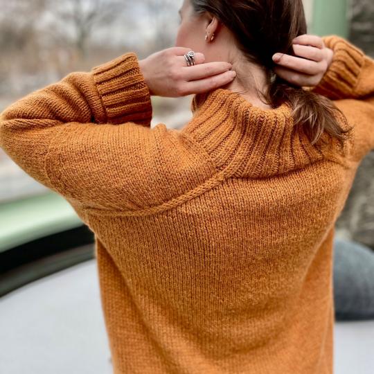 Amano Pattern Freya Sweater  englisch