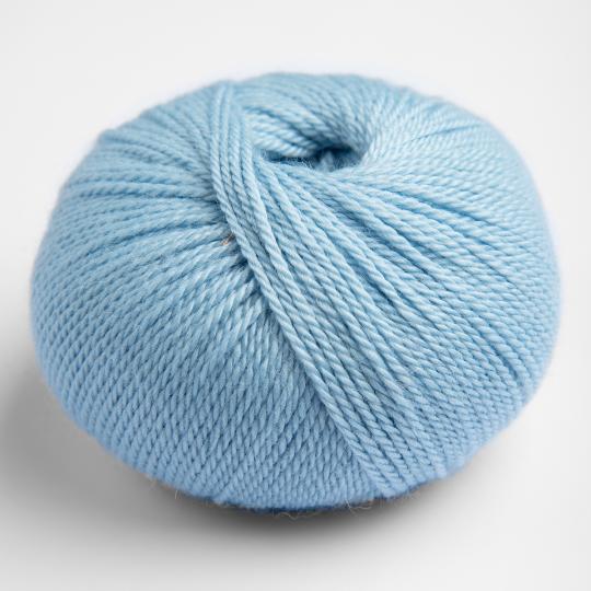 Amano Apu Imperial Alpaca 25g Discontinued Colors Pale Blue