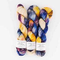 Cowgirl Blues Merino Linen gradient hand dyed Simply the Best