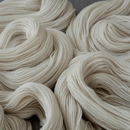 Knomad Lily undyed