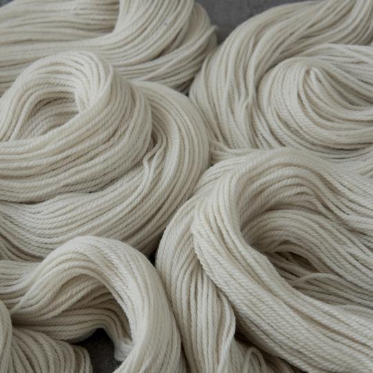 Knomad Lily Minis undyed