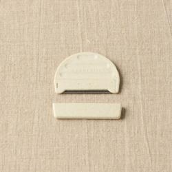 CocoKnits Sweater Care Fuzz Off Comb II