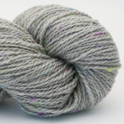 Hey Mama Wolf Beara Tweed 100g Fen carr Grau Hey Mama Wolf Beara Tweed 100g Fen carr Grau
