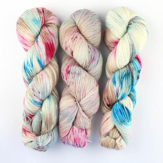 Cowgirl Blues Merino Twist Yarn gradient hand dyed Stop! In the Name of Love