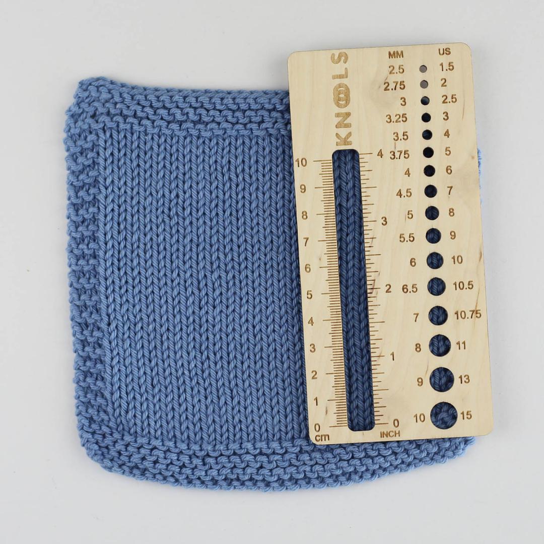 Needle Gauge & Swatch Ruler