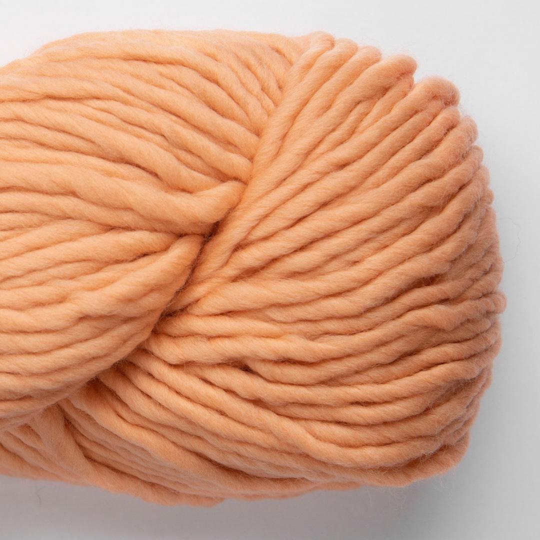 Yana FINE Highland Wool 200g