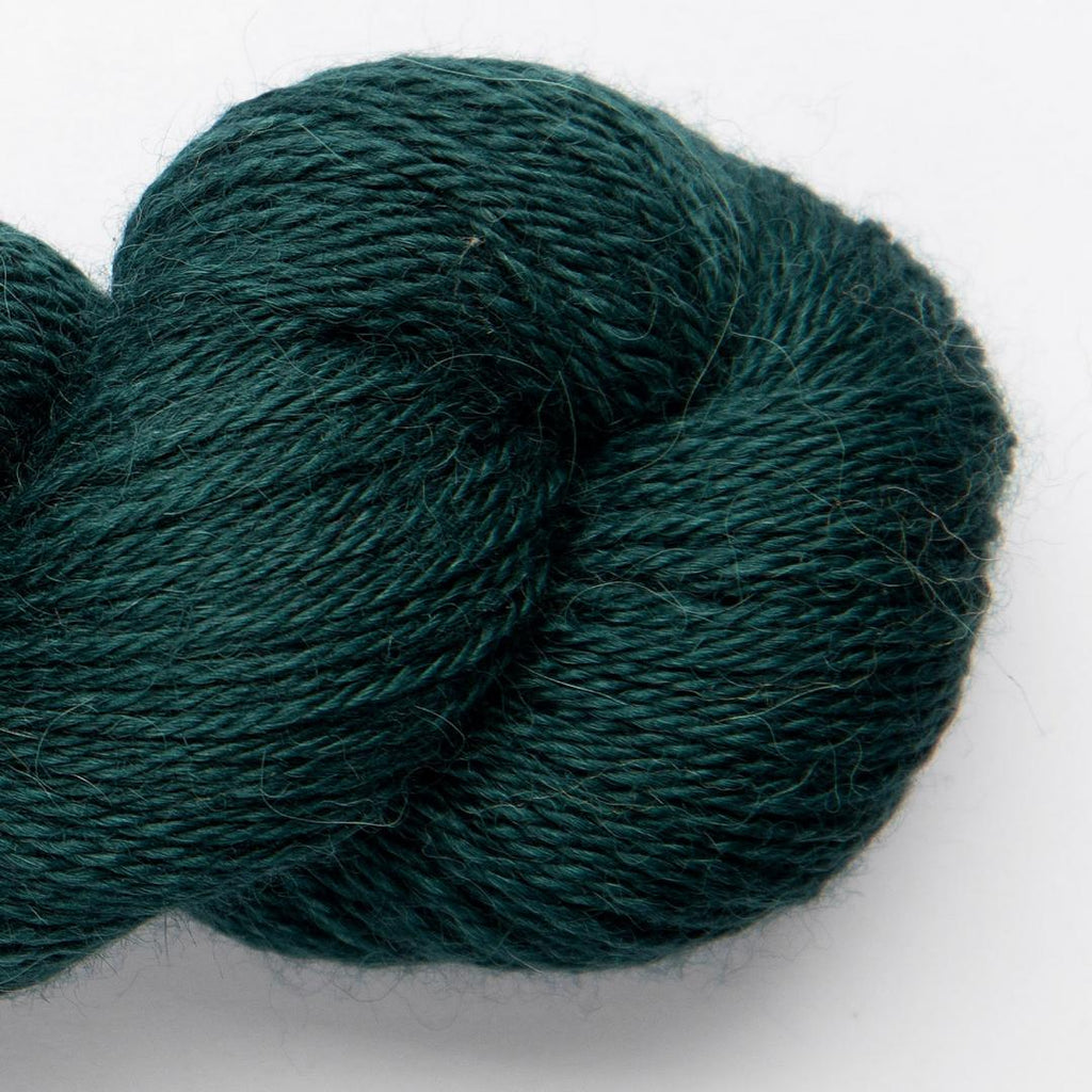 Ayni Babyalpaka mit Maulbeerseide