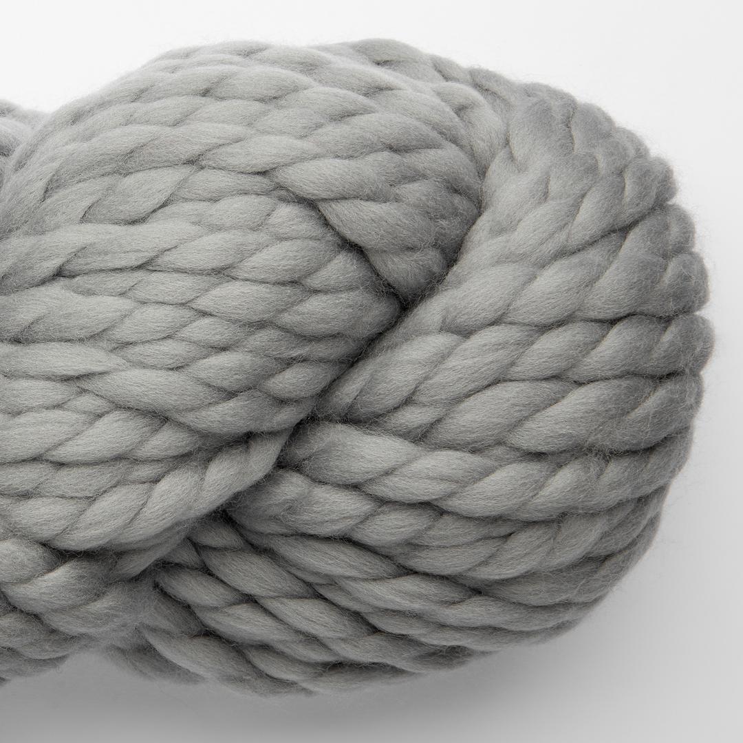 Yana XL Highland Wool 200g