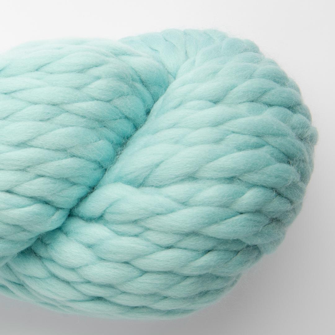 Yana XL Highland Wool 200g