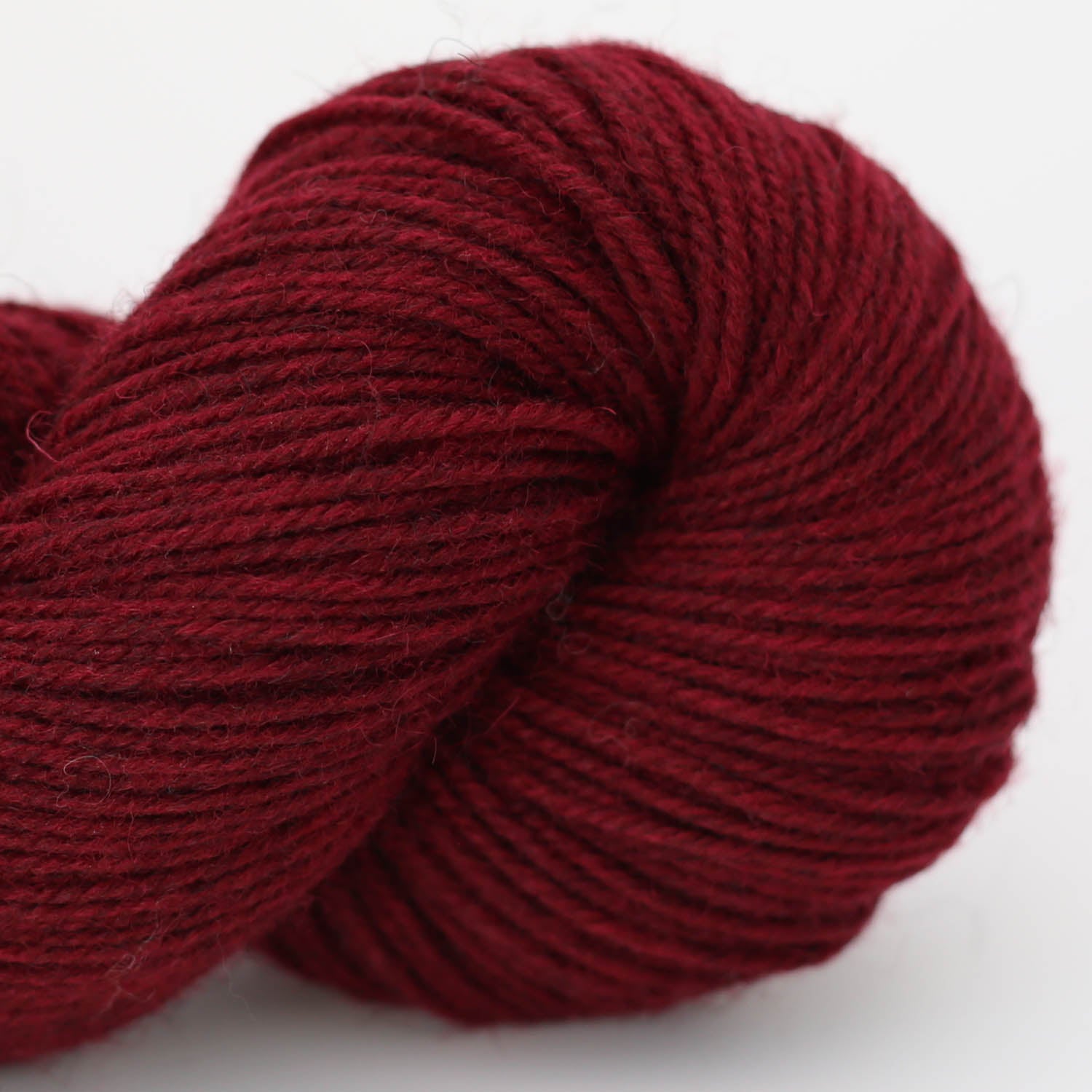 Ylva pflanzengefärbt 100g