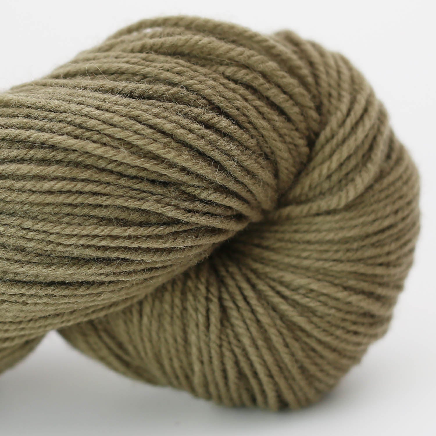 Ylva pflanzengefärbt 100g